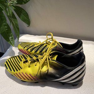 adidas soccer shoes,